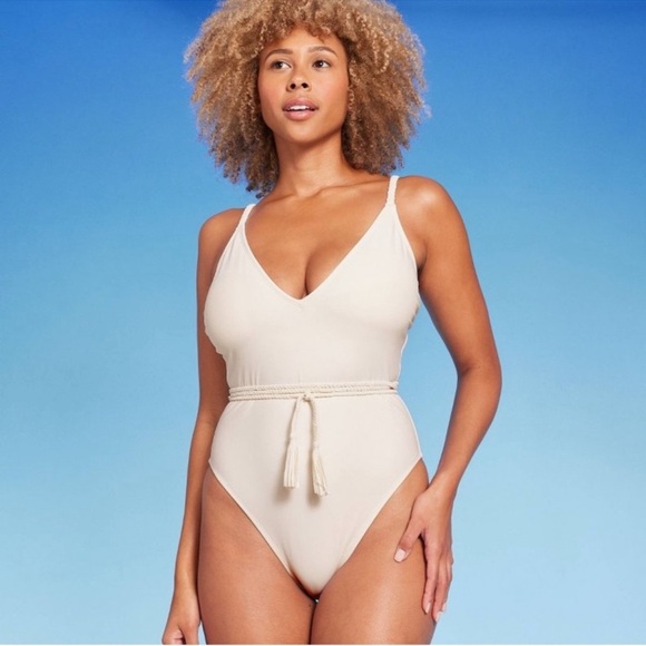 NWT shade and shore Cream One-Piece Swimsuit with Tassel Belt. Size L (12-14) - Picture 2 of 4